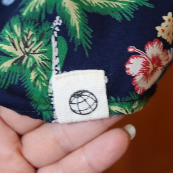 Free Planet Blue and Green Casual Button Down Shirts with Tropical Prints - Picture 14 of 14